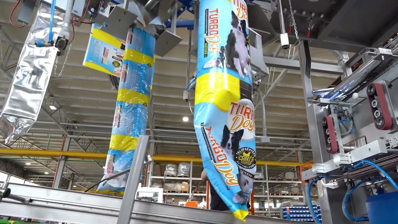 Vertikális töltőgép 4 él hegesztett tasakkal és SMART palettázóval // VFFS with SMART palletizer