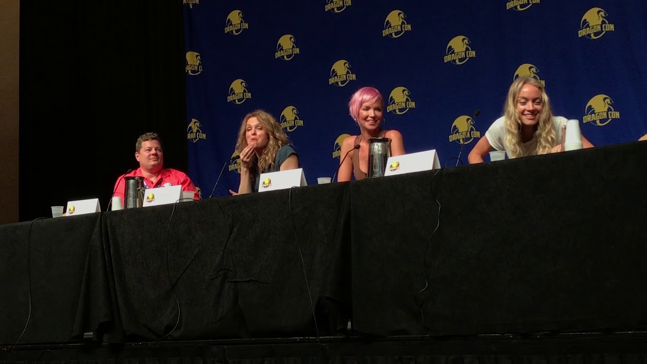 Dragon Con 2017: Birds of Prey - The Reunion