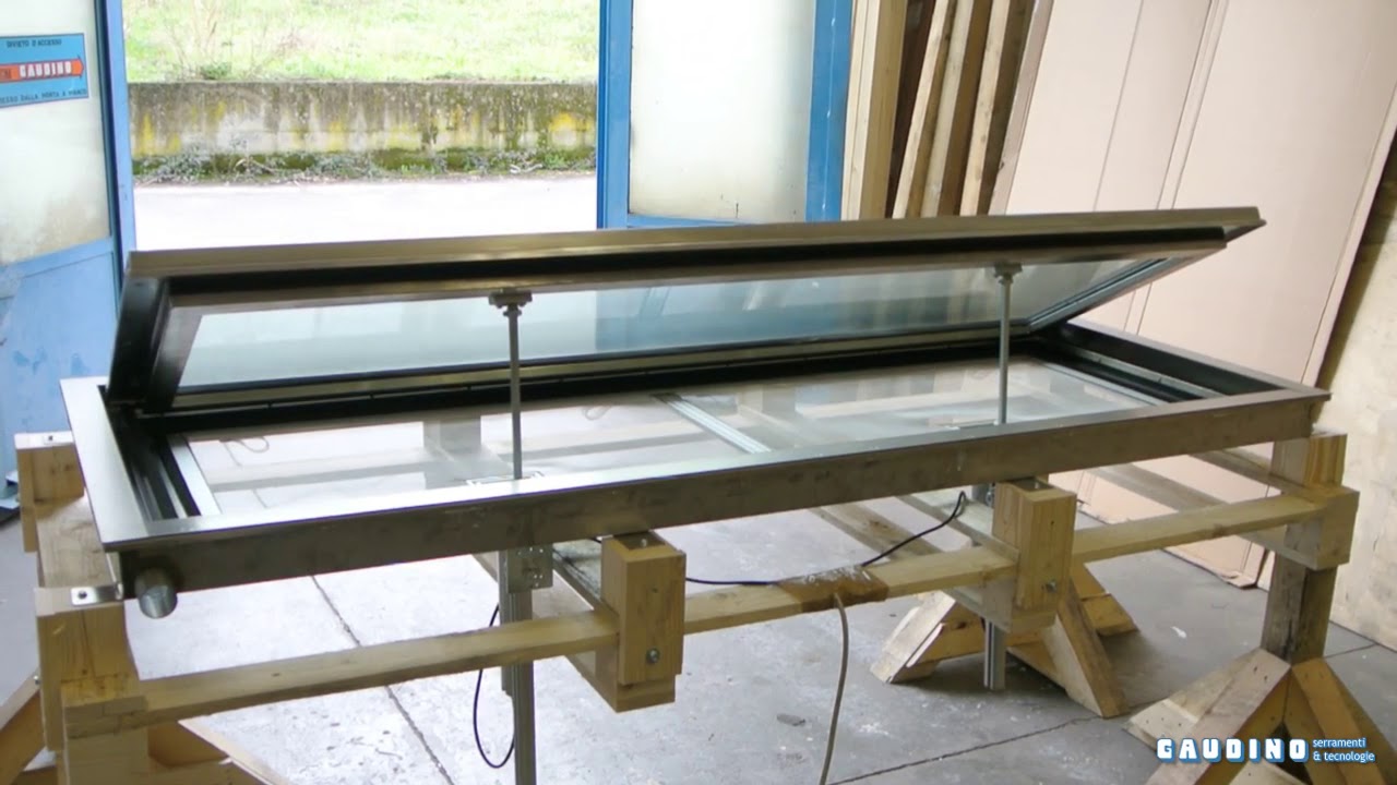 FLOOR WINDOW TT Lucernario calpestabile a filo pavimento apribile a taglio termico
