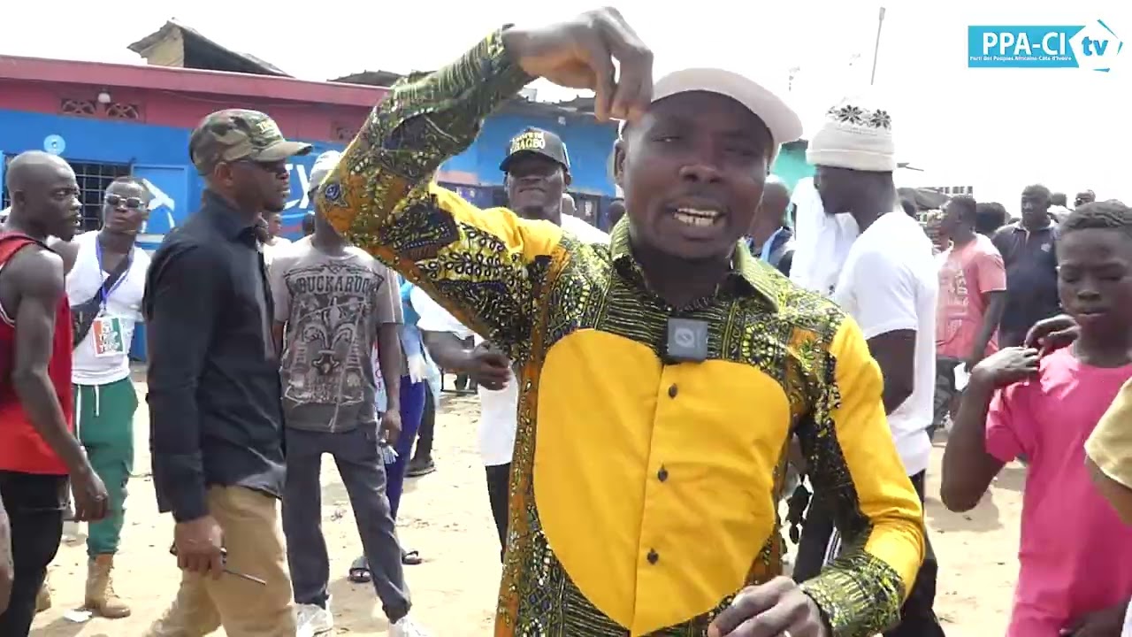 MEETING DU PRESIDENT LAURENT GBAGBO A PORT-BOUET : DE NOMBREUX  IVOIRIENS ADHERENT  AU COMBAT D