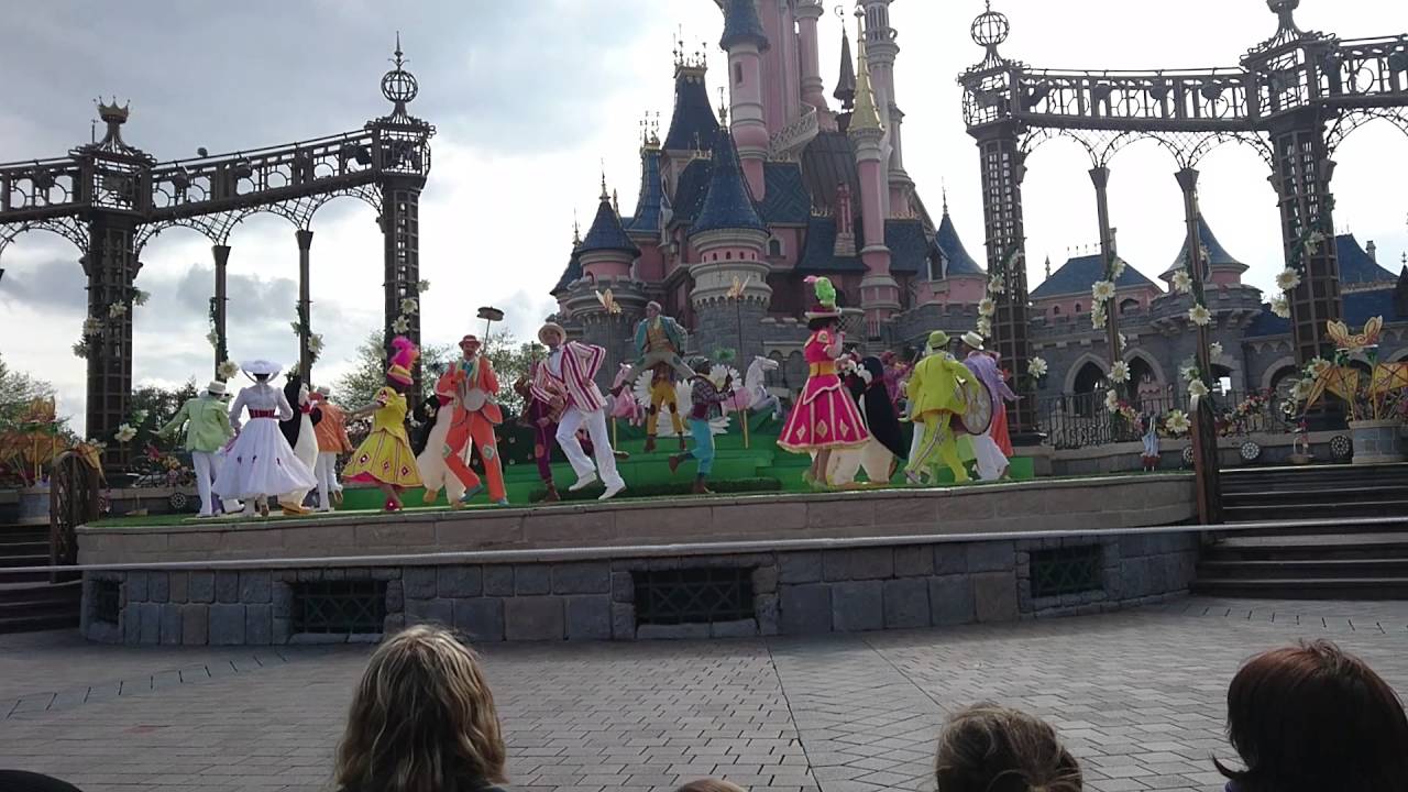 Mary Poppins show. Disneyland Paris May 2016