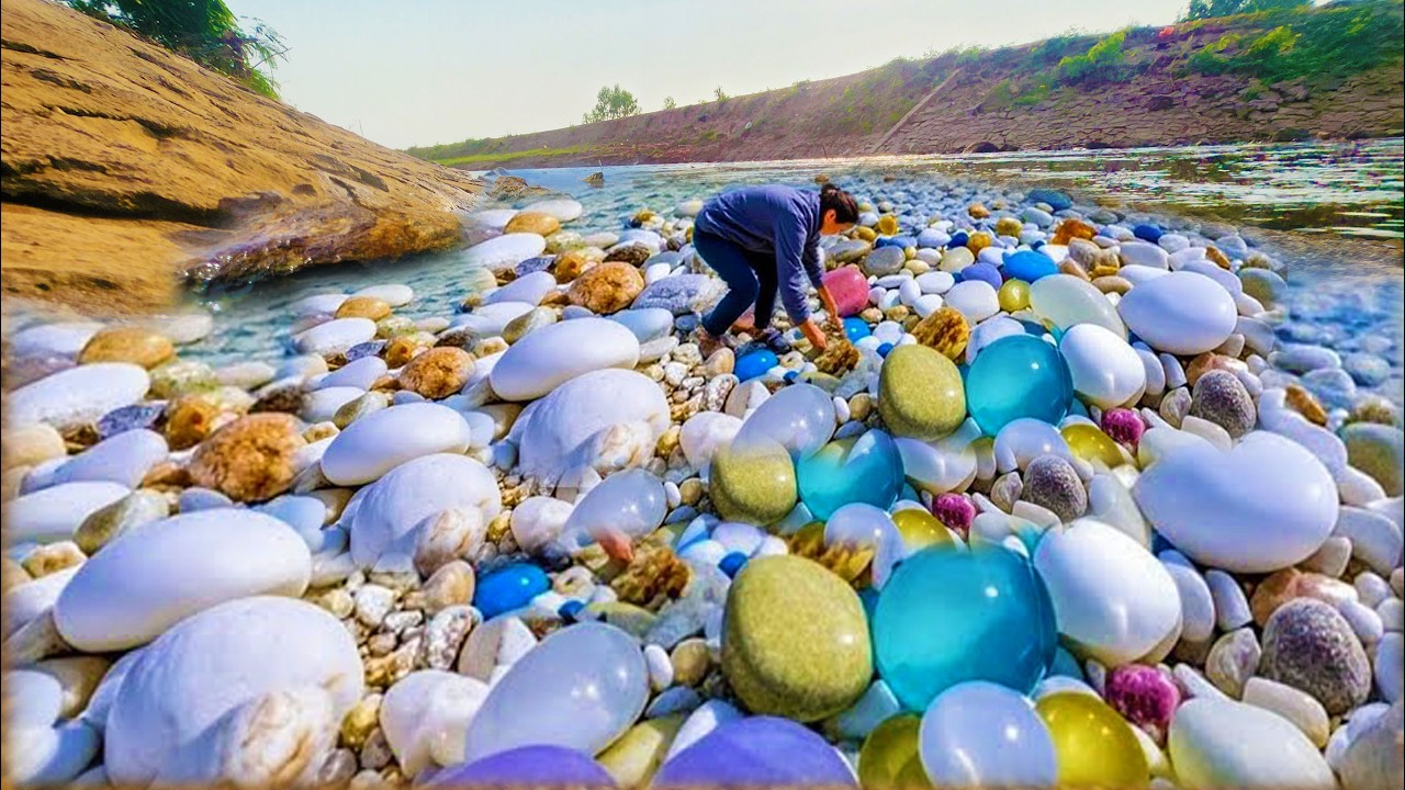 I came to pick Diamond stone at the Trapaing Thmar River when water was low It was very rich.