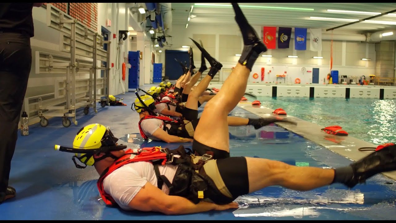USCG Helicopter Rescue Swimmer AST A School  (131-19)