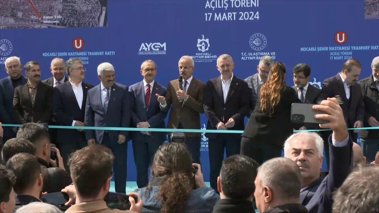 Şehir Hastanesi Tramvay Hattını Hizmete Alıyoruz.
