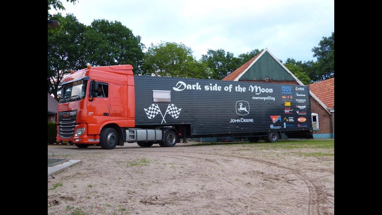 Een kijkje bij Tractorpullingteam Dark Side of the Moon