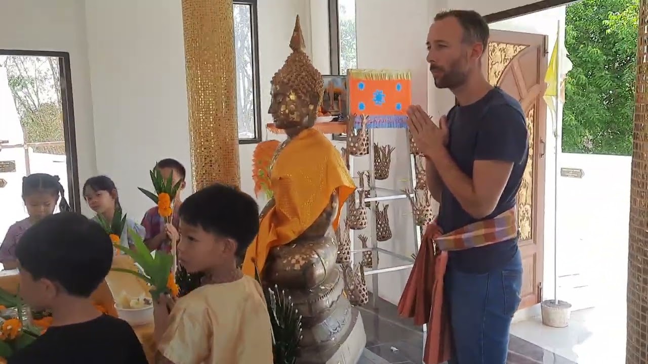 เด็กดีศรีศาสน์ชาติไทย