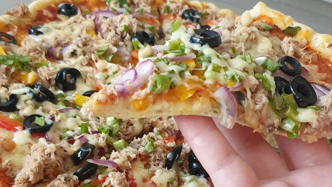 Pizza tonijn - pizza n aton | Kouzinanamal