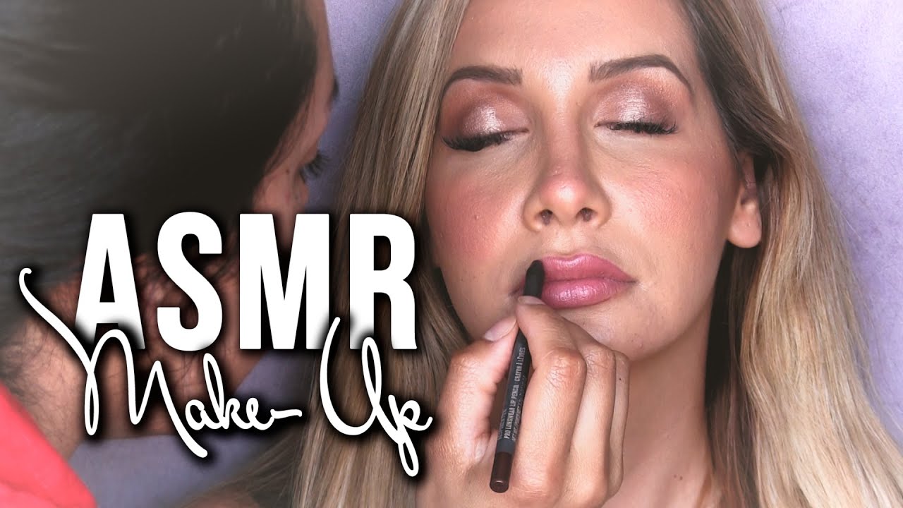 [ ASMR ] Make-Up On My Cousin