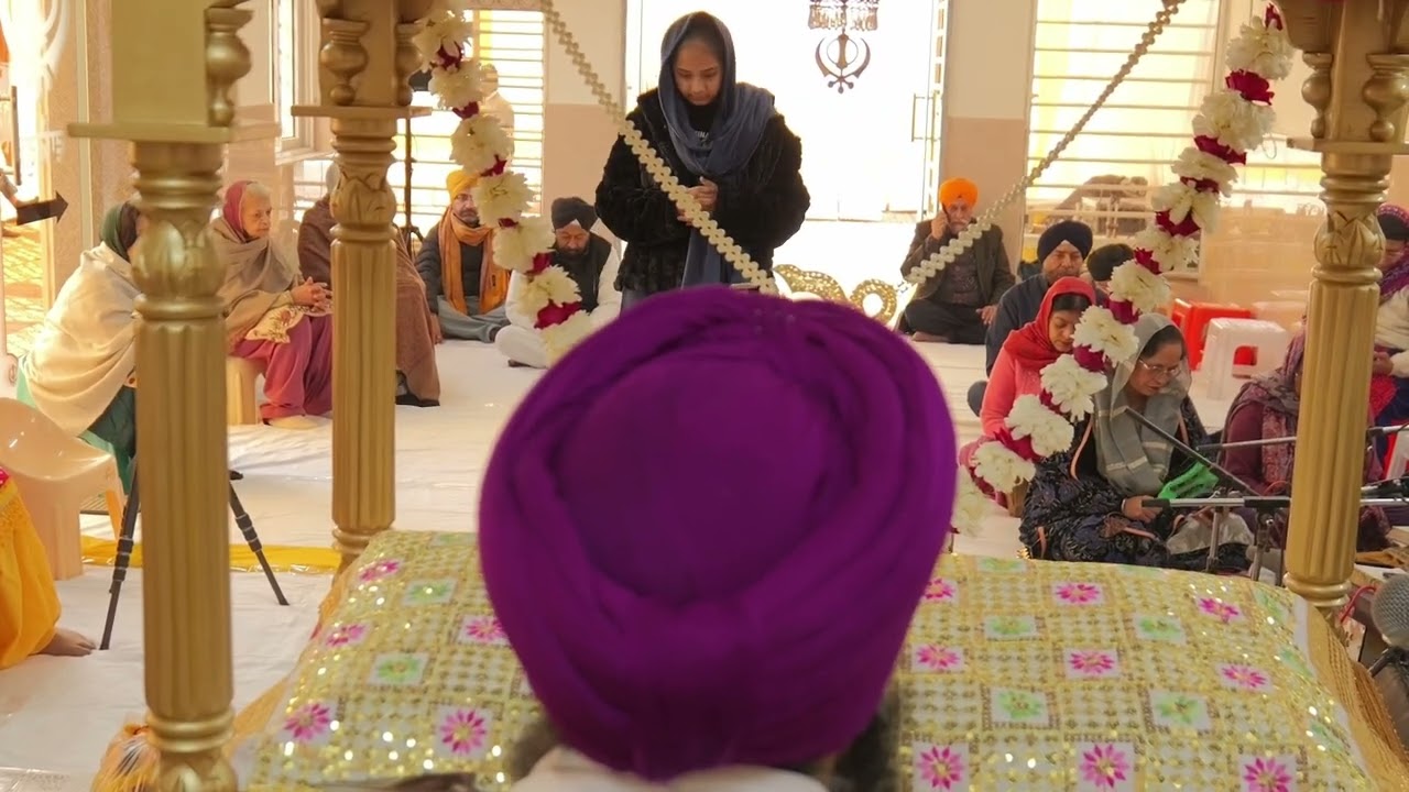 Inhi Ki Kirpa Ke Saje Hum Hain - Shabad by Sardarni Iqbal Kaur ji