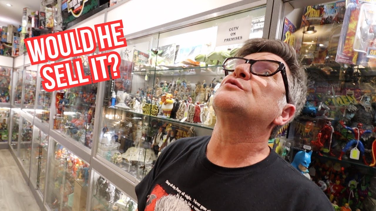 НЕ МОГУ ПОВЕРИТЬ, КАКИЕ РЕДКИЕ ИГРУШКИ У НЕГО БЫЛИ! 🇬🇧 Поздние посиделки в The Vintage Toy Monste...