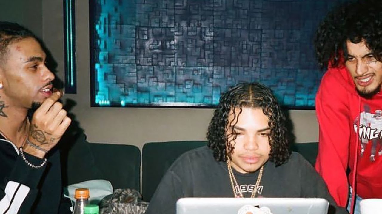 Robb Bank$ & Wifisfuneral - EA