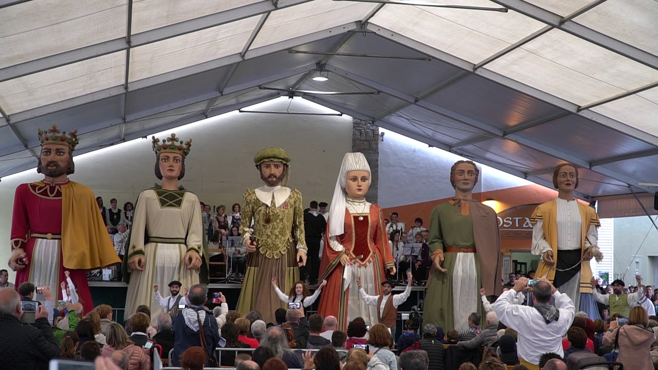 Gigantes villava en el alñrde de txistularis