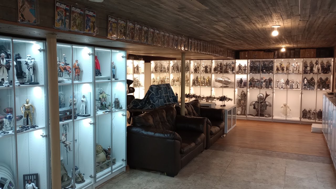 569 1/6 Scale Hot Toys, Sideshow, and other products Part 2 of 2.