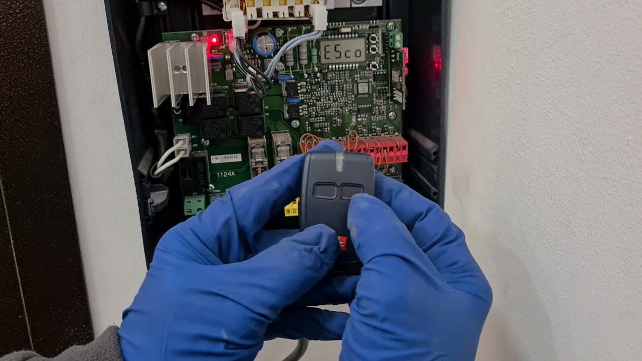 Grabación  de emisores en central digital BFT