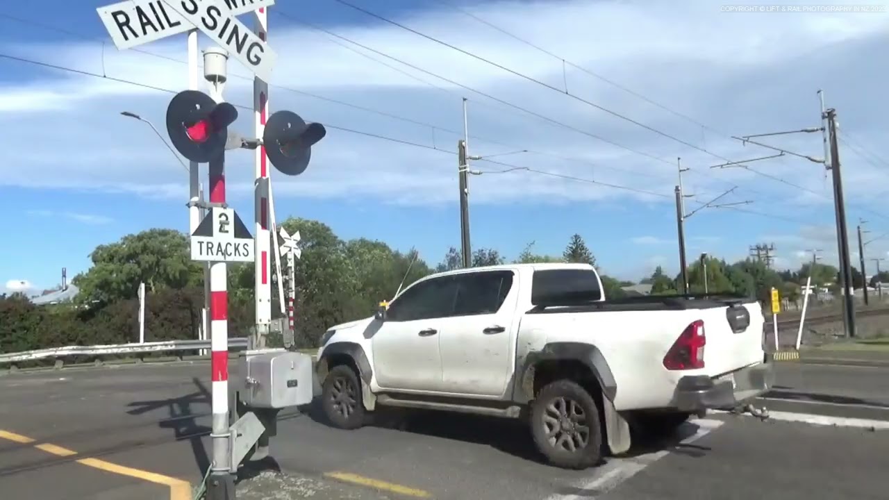 East Street Level Crossing, Feilding