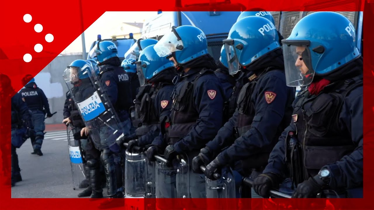 Verona, imponente schieramento di mezzi e uomini dei reparti mobili della polizia