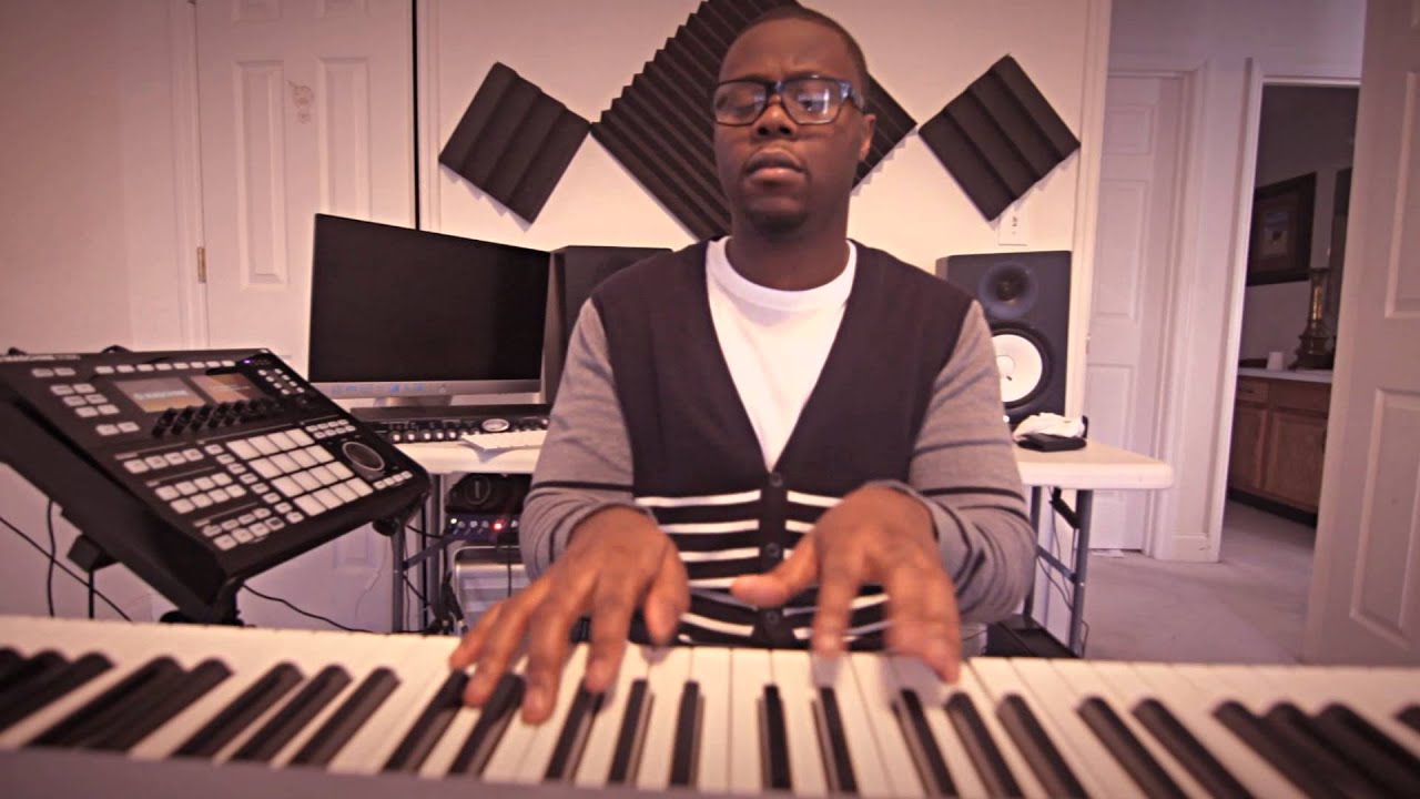Mike Kalombo - RED ROSES (Original)