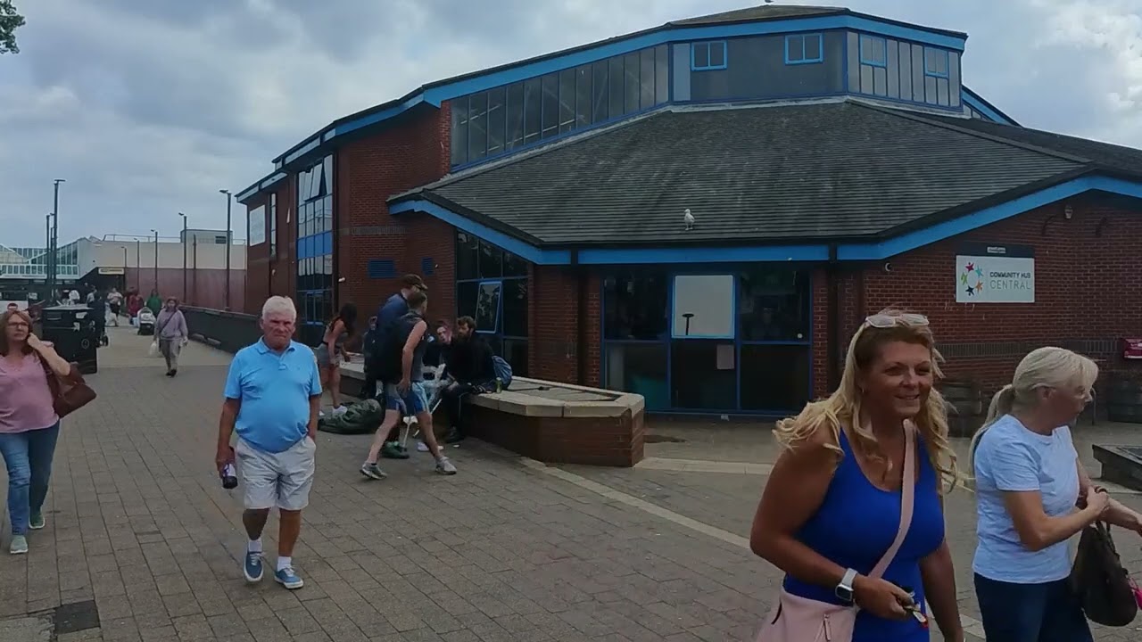 HARTLEPOOL SHOPPERS 1