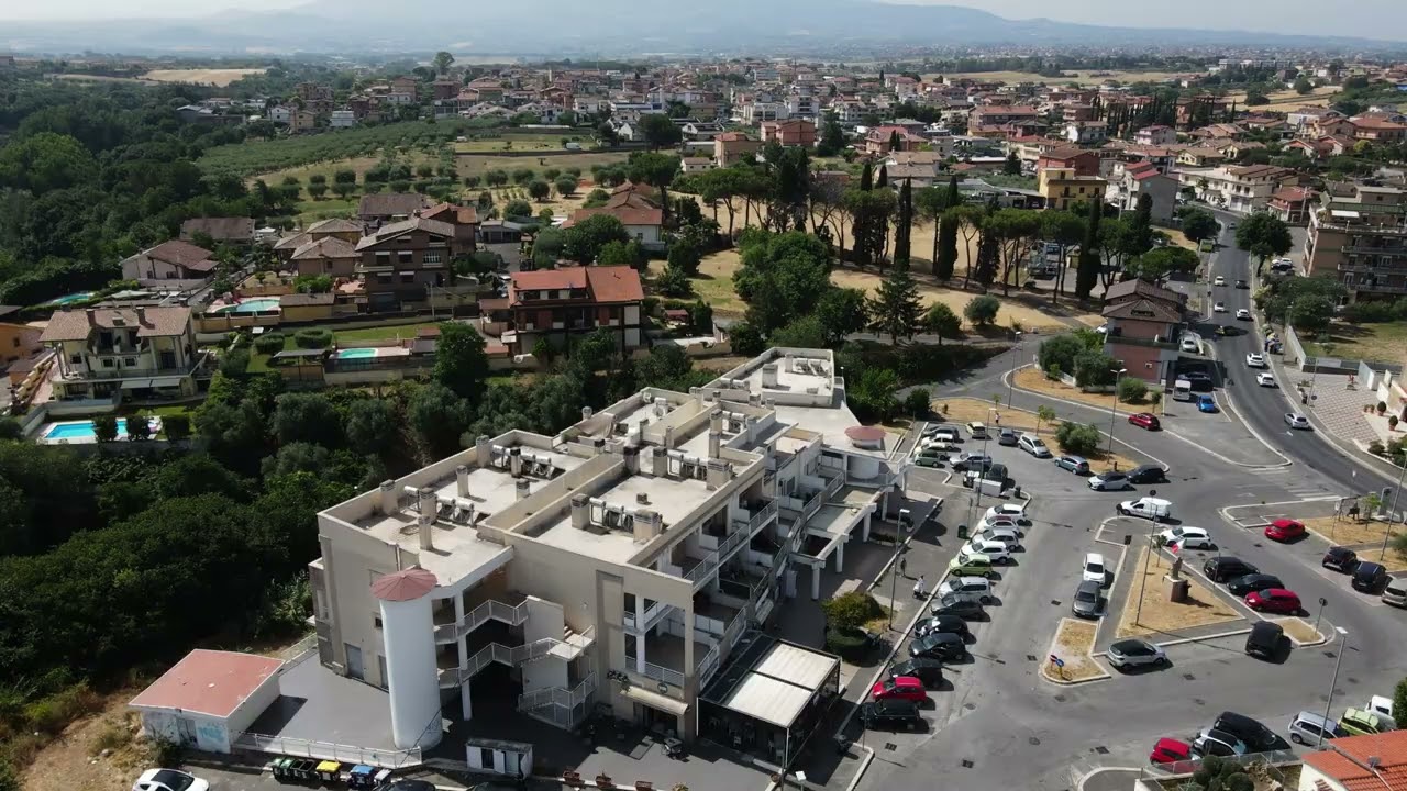 BORGATE ROMANE Villaggio Prenestino ripreso dal drone 4K
