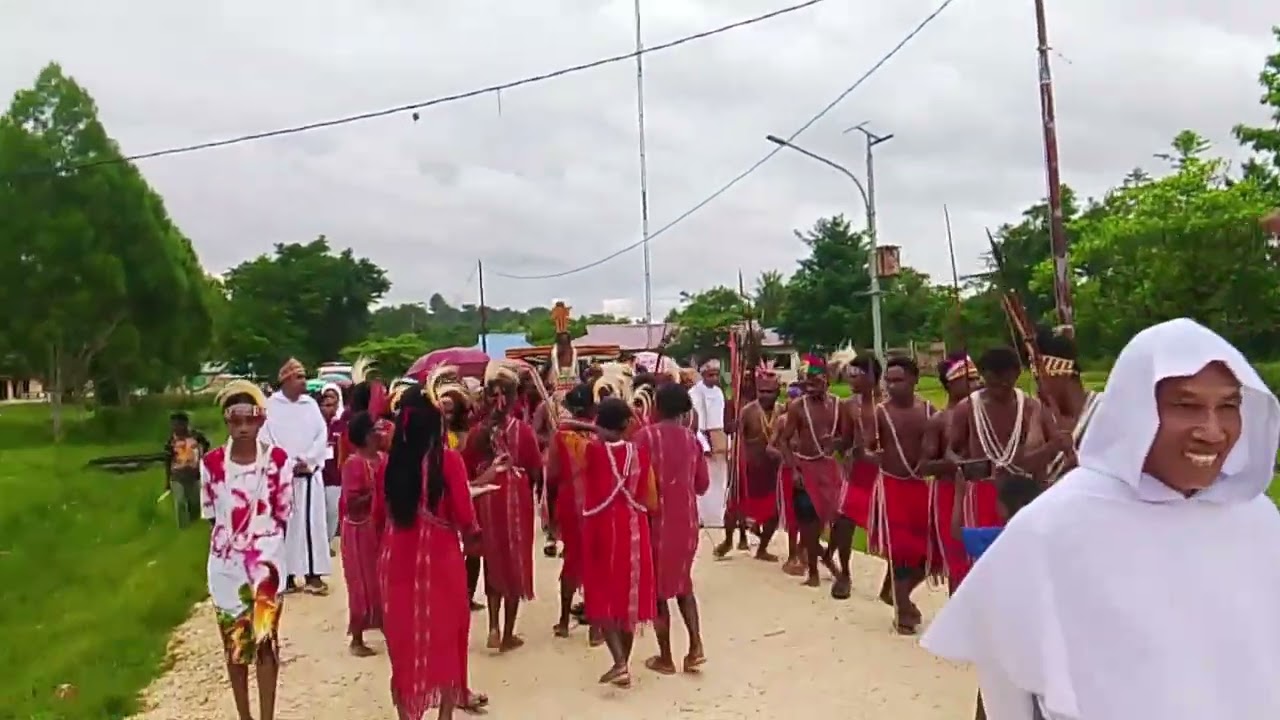Selamat Datang Salib IYD Di Paroki Santo Ambrosius Suswa Mare 