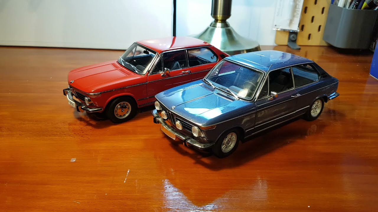 Autoart 1/18 BMW 2000 Ti vs Minichamps Version Comparison Video オートアート　ミニチャンプス　BMW
