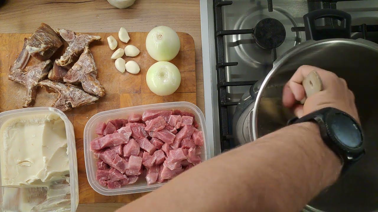 A LEGCUCCOSABB székelykáposzta rizzsel, kuktában de mégse szétfőtt káposztával .-) Laktató és finom!