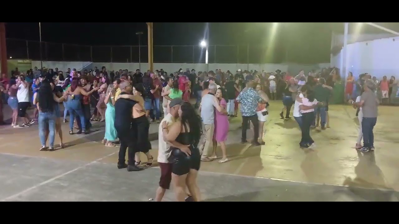 Vamos dança Forro #passossertanejos #Mamonas #roça #vidanaroça #minasgerais #vidareal  #mulherbonita