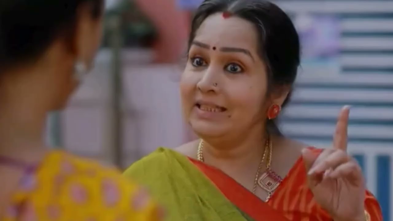காவேரியை  கண்டு பயந்து போகும் வீரன் சித்தப்பா 😂