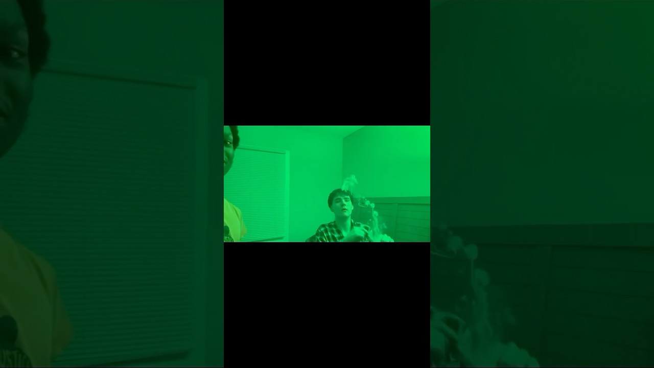 SO THE HOMIES REVIEW OF THE CRAZIEST HOTBOX SESSION...
