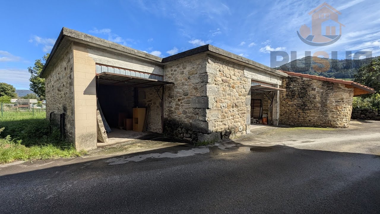 Edificación de Piedra con Jardín en Alceda. Ref 3226 V