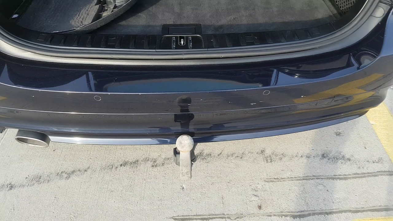 BMW E91N LCI 320D (2009) ORYGINAL HOOK FROM DEALER