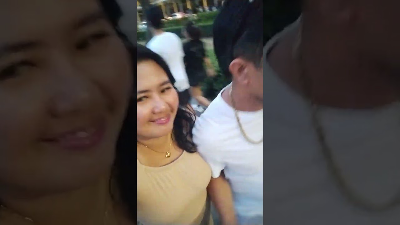 Namasyal kami ngayong valentines sa bagong bukas na Ayala Mall at kumain nadin kami sa labas 👋🏻