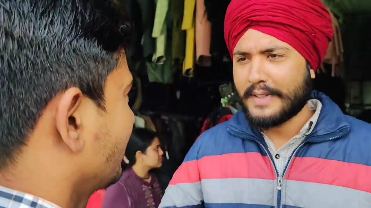 #Tibbat market in #ghaziabad ghantaghar #turaabnager...Shopping for clothes video by(Dinesh kathait)
