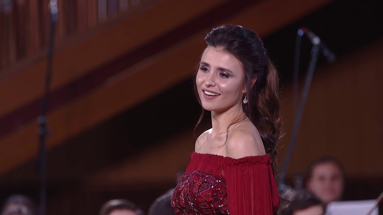 „Besame mucho” Valentina Nafornița & Rusanda Panfili,  Gala Generozității 2018