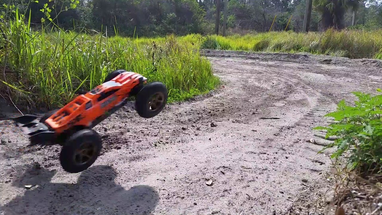 VKAR BISON V2 brushless 4X4!