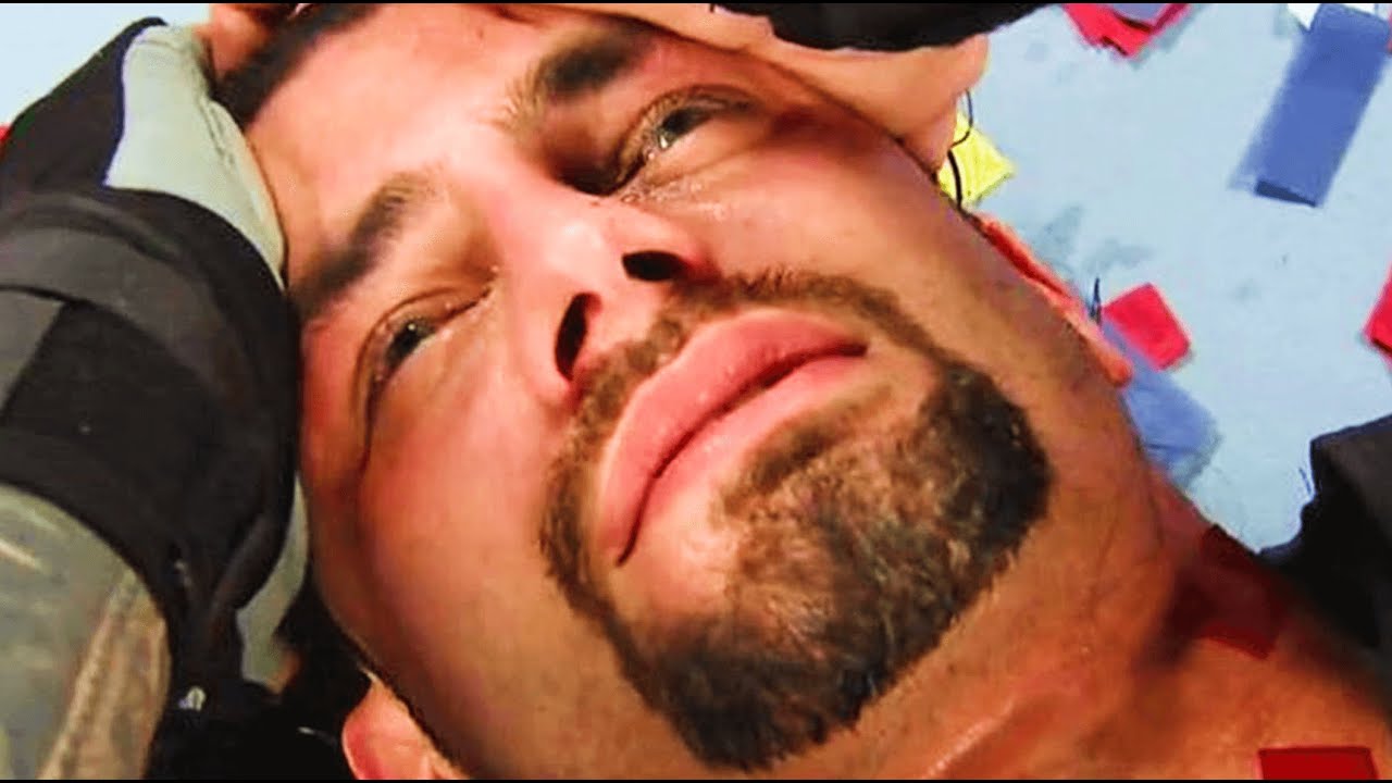 10 Wrestlers WWE Pushed At EXACTLY The Wrong Time