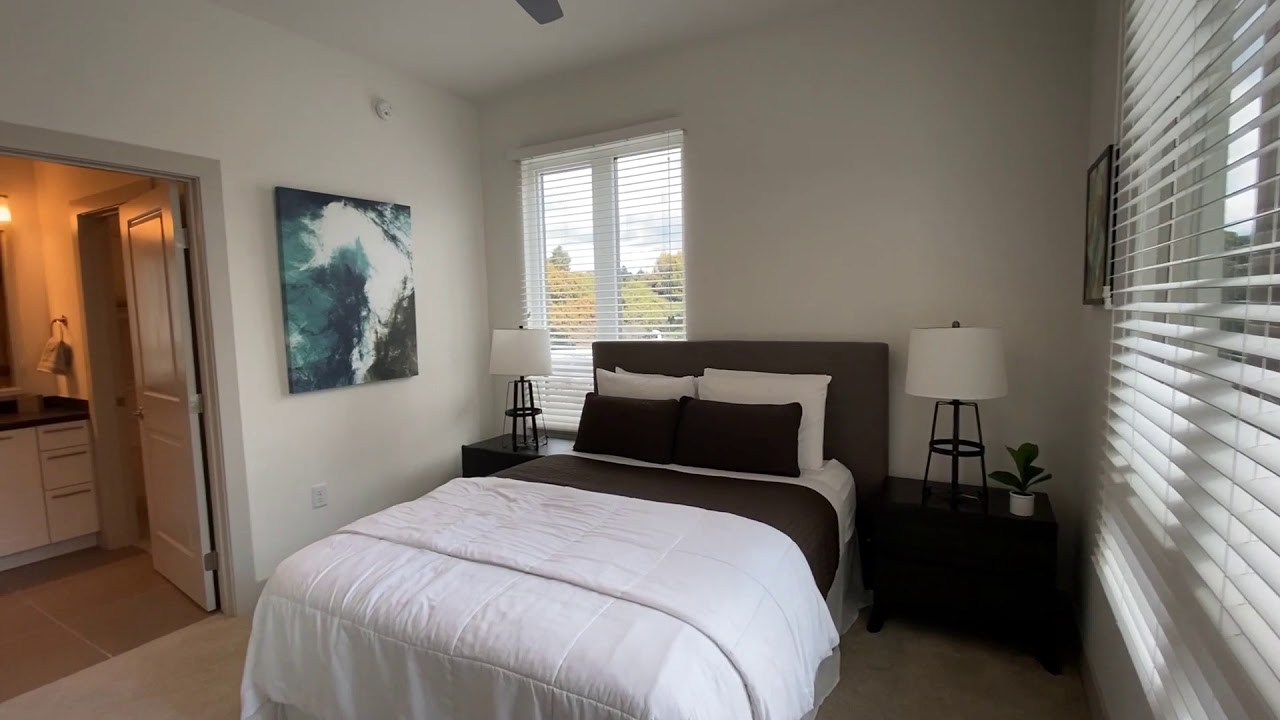 O Floor Plan - 2 Bedroom 2 Bath
