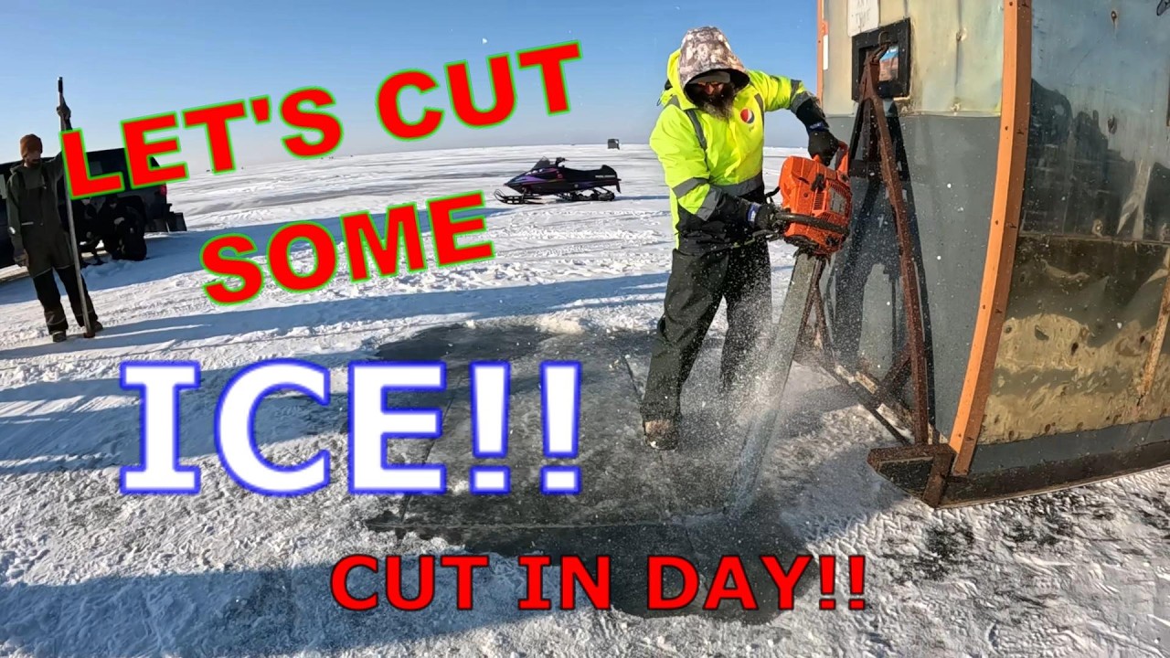 STURGEON HOLE CUT IN DAY! STURGEON SPEARING 2026 LAKE WINNEBAGO