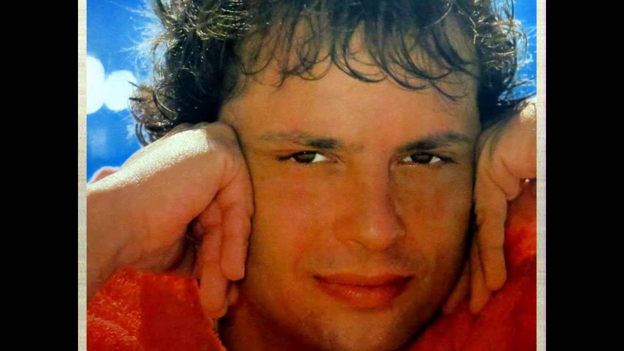 Guilherme Arantes - Coisas Do Brasil (LYRICS)