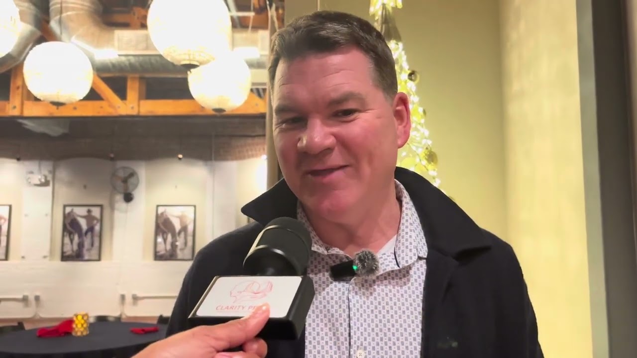 Tommy Lloyd at  the 2025 Potluck-Style Thanksgiving & Welcome Dinner in Tucson