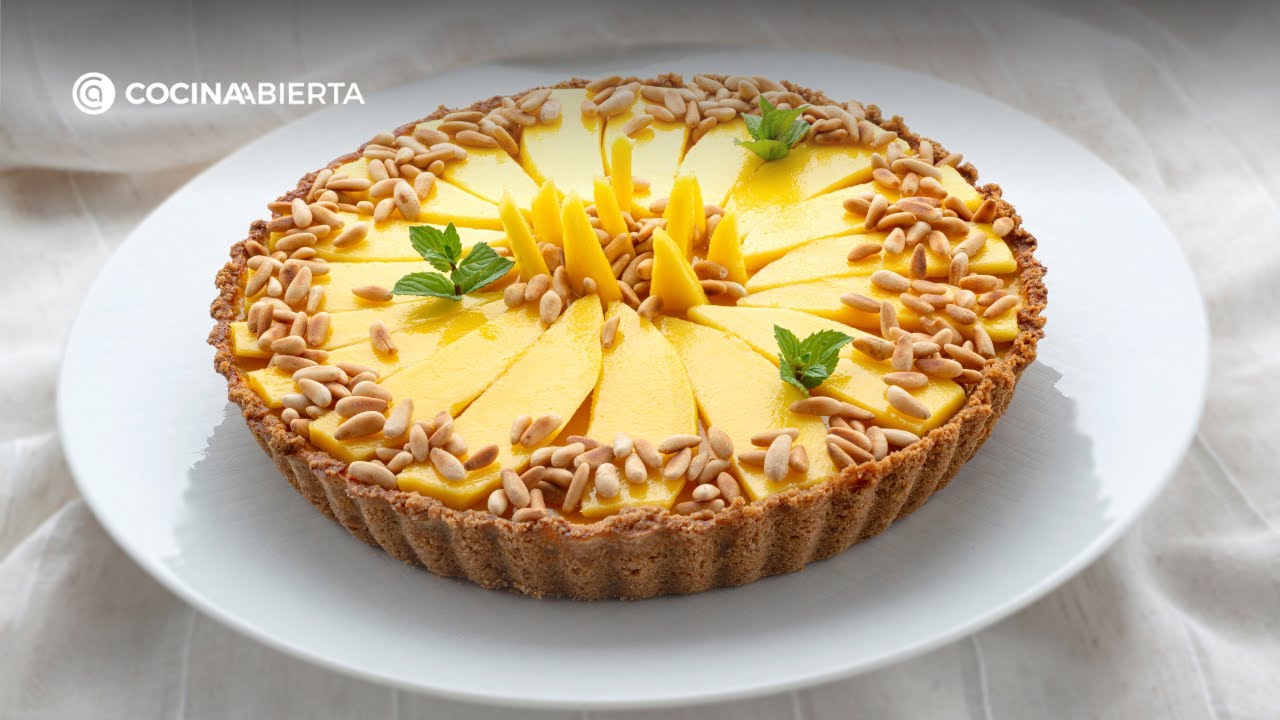 Tarta de mango y requesón, un postre muy fácil de preparar con el paso a paso de Eva Arguiñano