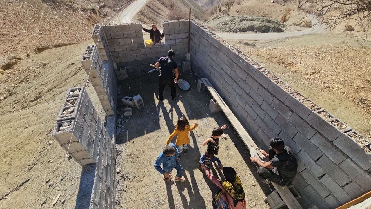 Tribal Building :The Nomadic Family's Chinese Block Hut with Sand and Cement 🛠️🏜️