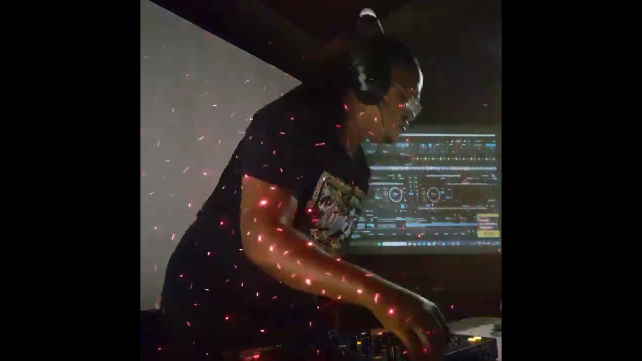 TT infinity mix show 1
