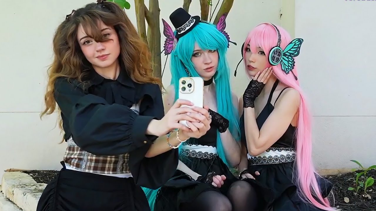 Cosplaying with Norafawn + Kitchen Stream w/ Bonnie