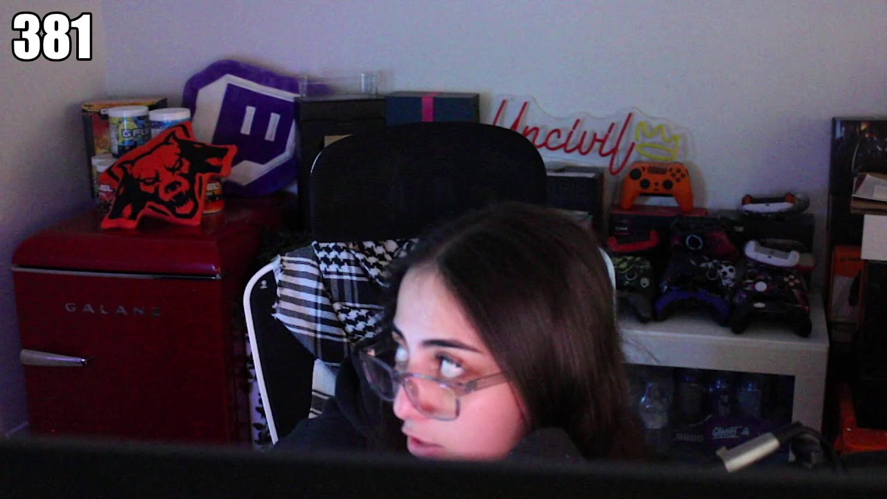 🔴 #1 FEMALE RESURGENCE CHEATER! 🔴 !Scuf 🔴 !Socials 🔴