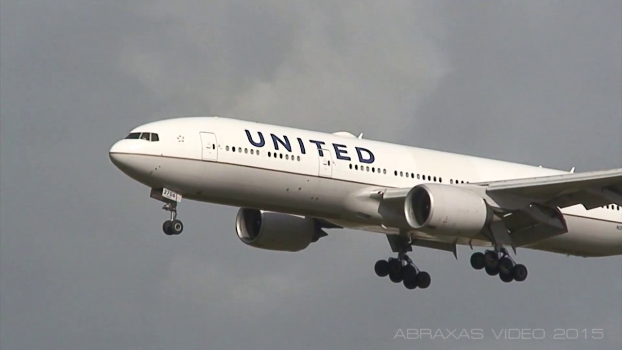 United 777-222/ER's [N206UA & N226UA] - Arrivals at Sydney