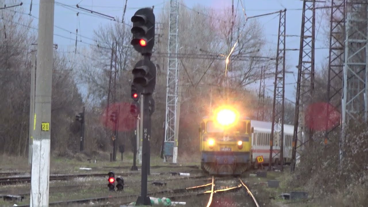 БВ 5615 (София - Петрич) пристига на гара Захарна фабрика