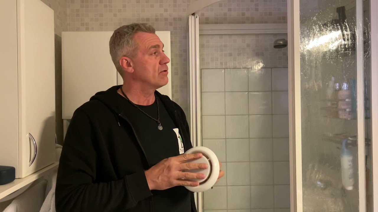 Hvordan bytte av avtrekksventil på badet