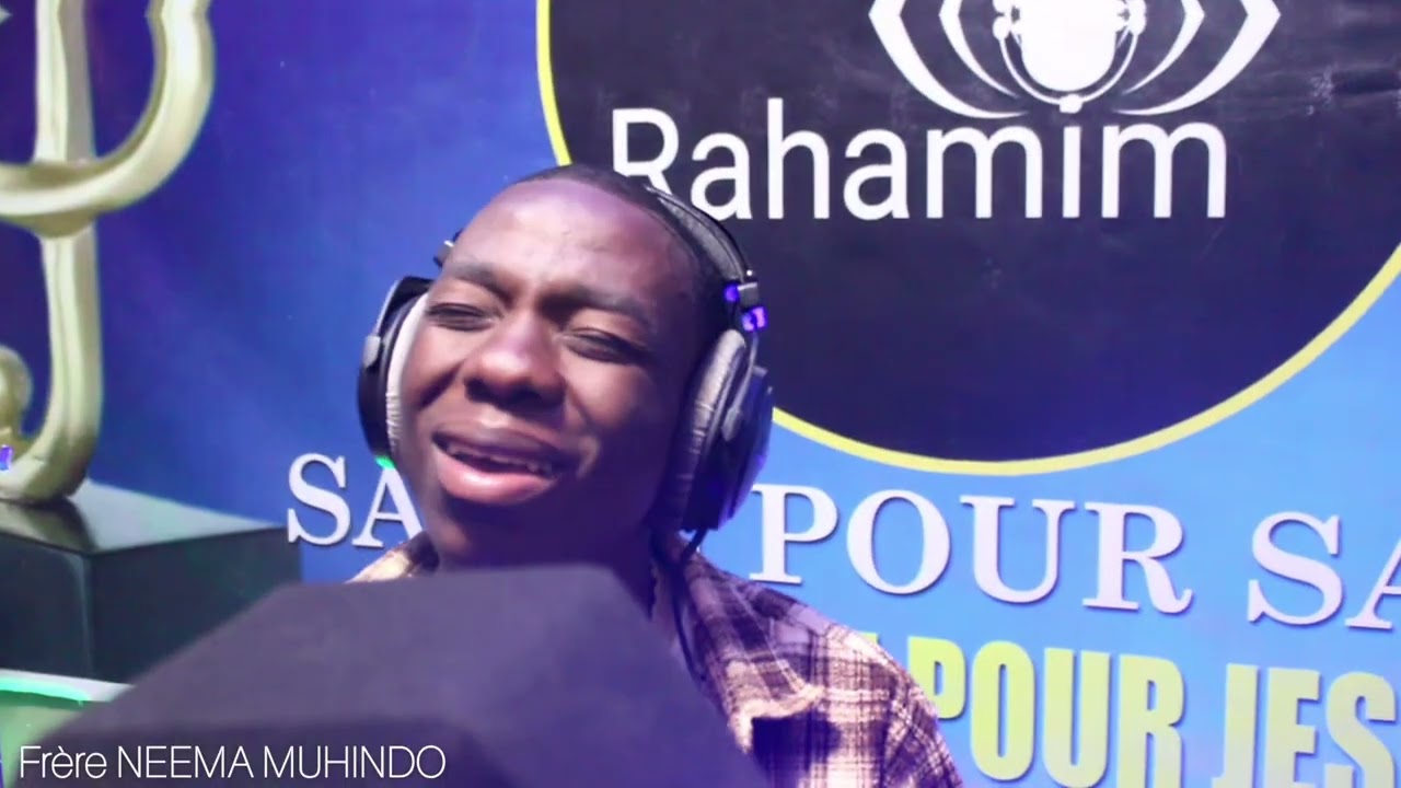 Neema Muhindo-IL EST SEUL(CLIP OFFICIEL)