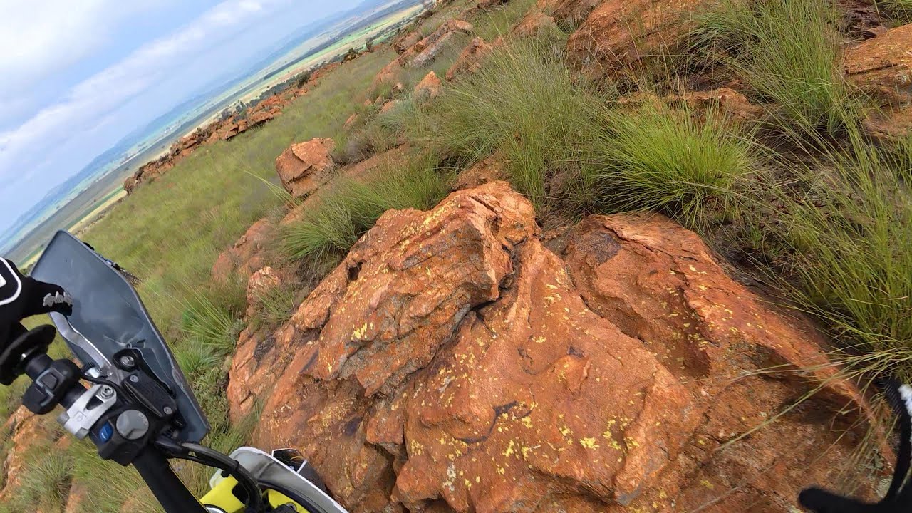 First enduro ride of 2026. Husqvarna TE 300, Some rocks were hugged in the making of this video.